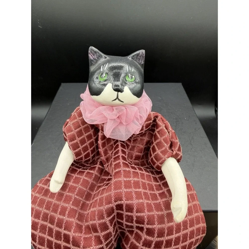 🐾 Handmade Primitive Folk Art Cat Doll – Mixed Media Beanbag Body–Painted Head